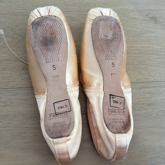 Freed of London ballet pointe classic pro size 5 no X shield - Picture 3 of 3